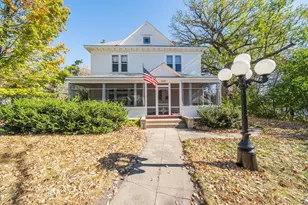 1115 Summit Ave, Detroit Lakes, MN 56501 - Photo 2