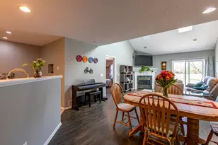 2429 Viola Heights Dr NE, Rochester, MN 55906 - Photo 4