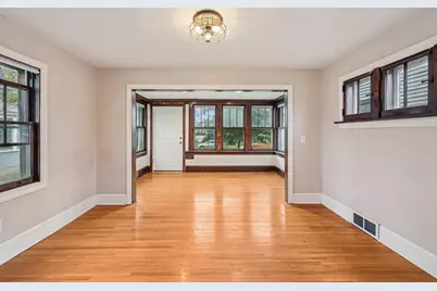 1559 Almond Avenue, Saint Paul, MN 55108 - Photo 6