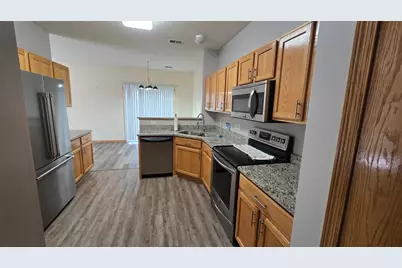 1339 Yorkshire Lane, Shakopee, MN 55379 - Photo 2