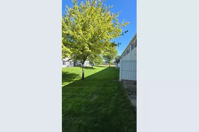 1339 Yorkshire Lane, Shakopee, MN 55379 - Photo 16