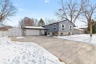 1195 Van Buren Street S, Shakopee, MN 55379 - Photo 2