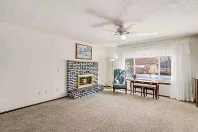 1195 Van Buren Street S, Shakopee, MN 55379 - Photo 4