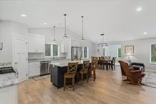 423 Old Glory Dr NE, Alexandria, MN 56308 - Photo 6