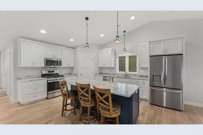 423 Old Glory Drive NE, Alexandria, MN 56308 - Photo 8