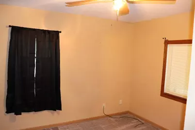 223 S Hill Street, Fountain City, WI 54629 - Photo 20