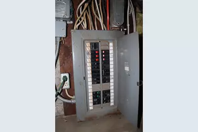 223 S Hill Street, Fountain City, WI 54629 - Photo 48