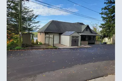 223 S Hill Street, Fountain City, WI 54629 - Photo 1