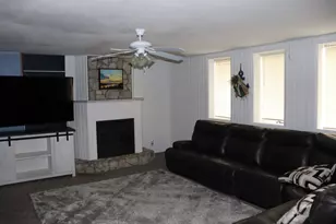 223 S Hill St, Fountain City, WI 54629 - Photo 24