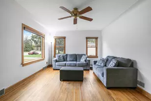 698 Larpenteur Ave W, Saint Paul, MN 55113 - Photo 6