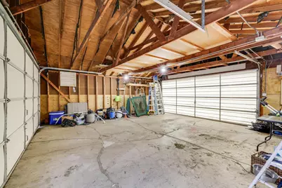 698 Larpenteur Avenue W, Saint Paul, MN 55113 - Photo 32