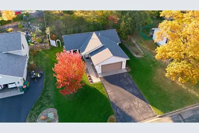 221 Arch Street, Hudson, WI 54016 - Photo 32