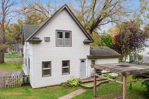 115 E Dresser St, Dresser, WI 54009 - Photo 40