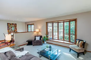 866 Cheri Ln, Mendota Heights, MN 55120 - Photo 10