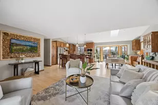 11020 181st St W, Lakeville, MN 55044 - Photo 2