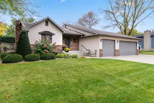 24 Mitchell Dr, Faribault, MN 55021 - Photo 1