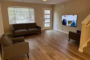 7806 W 145th St, Savage, MN 55378 - Photo 2