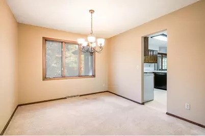 7585 Lanewood Lane N, Maple Grove, MN 55311 - Photo 8