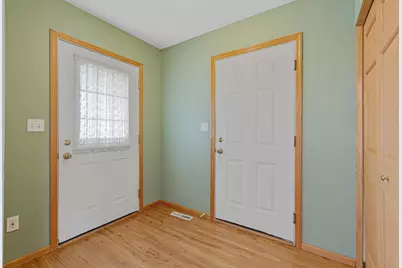 1427 Carriage Circle, Faribault, MN 55021 - Photo 8