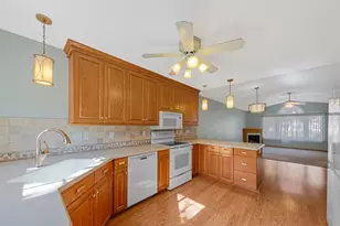 1427 Carriage Cir, Faribault, MN 55021 - Photo 18