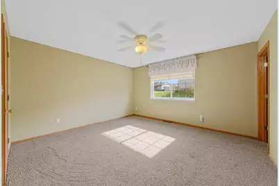 1427 Carriage Circle, Faribault, MN 55021 - Photo 22