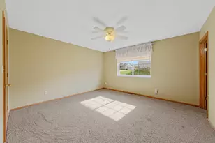 1427 Carriage Cir, Faribault, MN 55021 - Photo 22