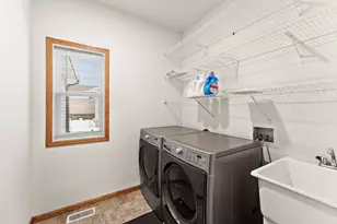 2430 Golf Dr, Woodbury, MN 55129 - Photo 20