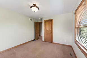 11224 Halstead Trail, Woodbury, MN 55129 - Photo 30