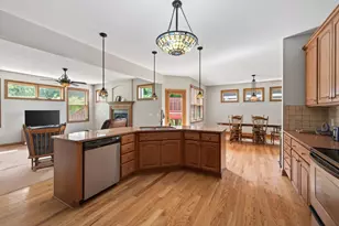 11224 Halstead Trail, Woodbury, MN 55129 - Photo 12