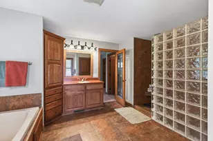 11224 Halstead Trail, Woodbury, MN 55129 - Photo 22