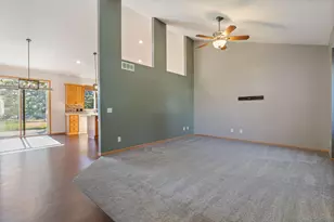 14648 Blueberry Ct, Rosemount, MN 55068 - Photo 4