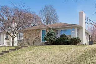 5521 Cumberland Rd, Minneapolis, MN 55410 - Photo 2