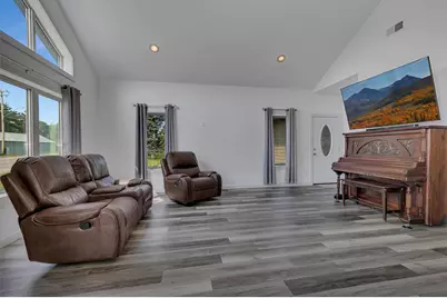 1000 10th Avenue NE, Sauk Rapids, MN 56379 - Photo 6