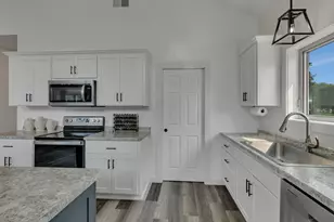 1000 10th Ave NE, Sauk Rapids, MN 56379 - Photo 12