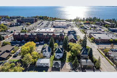 1211 E 1st Street, Duluth, MN 55805 - Photo 4