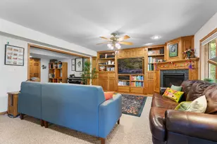 2129 E Heights Ln NE, Rochester, MN 55906 - Photo 30