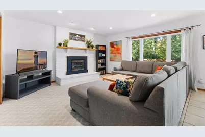 2129 E Heights Lane NE, Rochester, MN 55906 - Photo 10