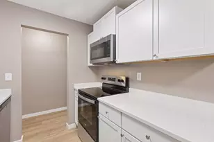 3431 Kent St, Shoreview, MN 55126 - Photo 2