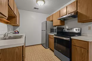 6523 84th Ct N, Brooklyn Park, MN 55445 - Photo 4