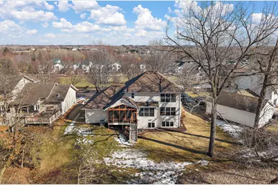 909 New Century Boulevard S, Maplewood, MN 55119 - Photo 4