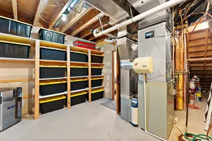 909 New Century Blvd S, Maplewood, MN 55119 - Photo 56