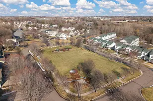 909 New Century Blvd S, Maplewood, MN 55119 - Photo 58