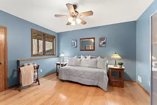 909 New Century Blvd S, Maplewood, MN 55119 - Photo 52