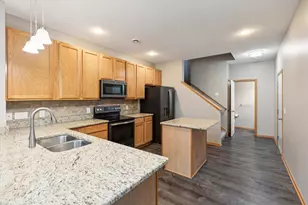 18502 97th Pl N, Maple Grove, MN 55311 - Photo 8