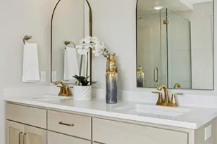 5035 Airlake Dr, Woodbury, MN 55129 - Photo 28