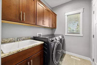 317 Oak Marsh Drive, Mankato, MN 56001 - Photo 10