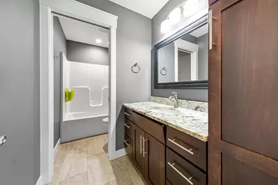 317 Oak Marsh Drive, Mankato, MN 56001 - Photo 22