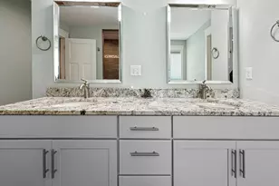 317 Oak Marsh Dr, Mankato, MN 56001 - Photo 12