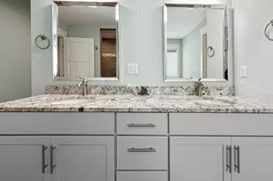 317 Oak Marsh Dr, Mankato, MN 56001 - Photo 12