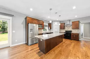 317 Oak Marsh Dr, Mankato, MN 56001 - Photo 6